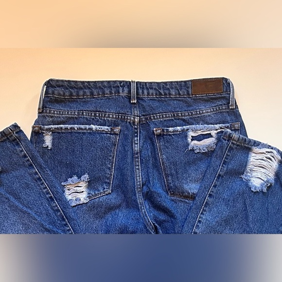 Velvett Jeans Distressed Blue Jeans size 11 Boyfriend Jeans (F) - Picture 3 of 6